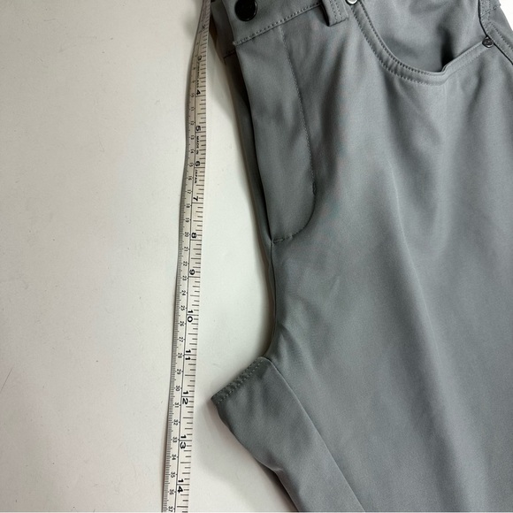 NWOT Greg Norman Gray Golf Pants Men’s 32x32 Elastic Waist Snap Close Stretch - Picture 7 of 9
